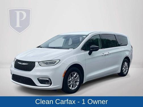 Bright White Clearcoat 2024 Chrysler Pacifica Touring-L