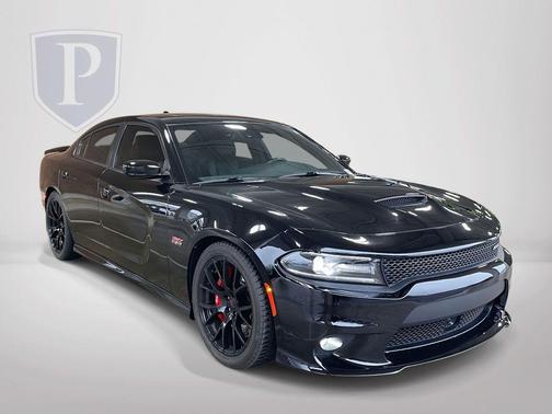 2016 Dodge Charger SRT 392