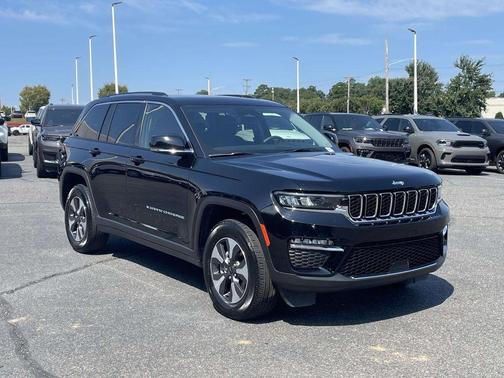 2023 Jeep Grand Cherokee 4xe Base