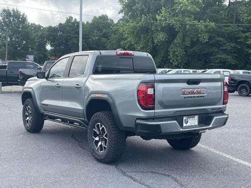 2024 GMC Canyon AT4X