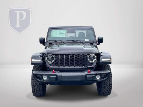 Black Clearcoat 2026 Jeep Gladiator Rubicon