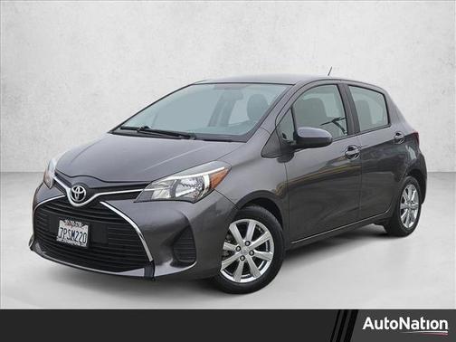 2015 Toyota Yaris LE