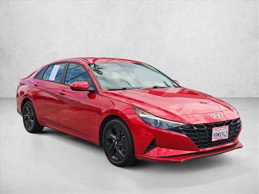 2021 Hyundai ELANTRA SEL
