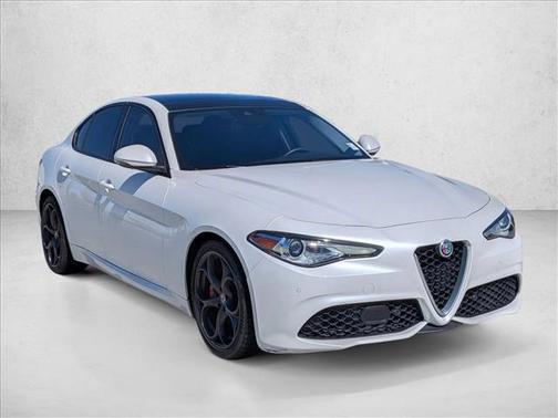 2017 Alfa Romeo Giulia Ti