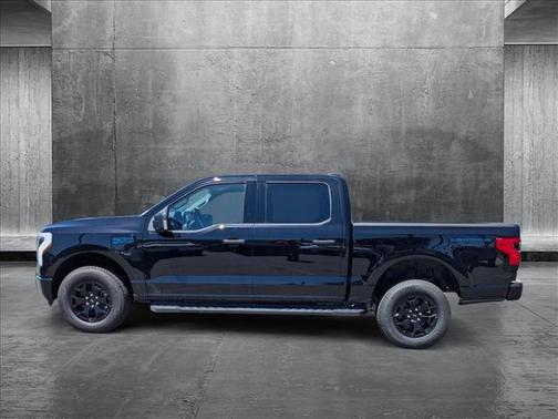 2025 Ford F-150 Lightning XLT