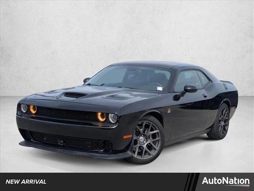 Pitch Black Clearcoat 2016 Dodge Challenger R/T Scat Pack