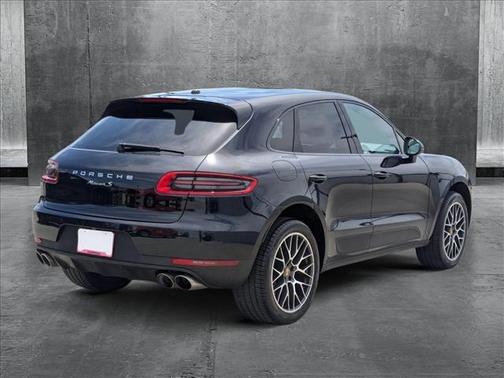 2018 Porsche Macan Base