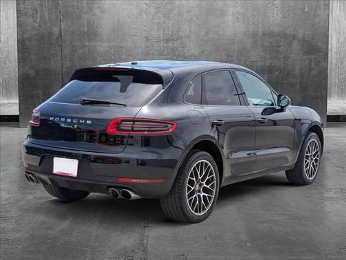 2018 Porsche Macan Base