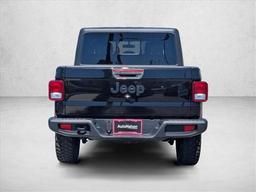Black Clearcoat 2022 Jeep Gladiator Willys 4x4