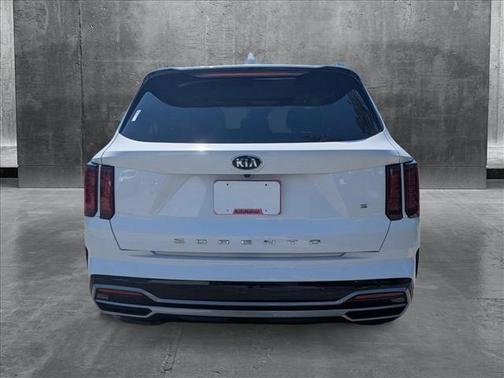 2021 Kia Sorento S