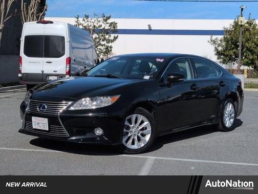 2014 Lexus ES 300h Base