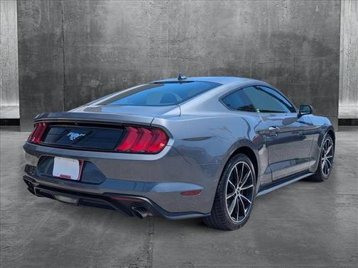 2021 Ford Mustang EcoBoost