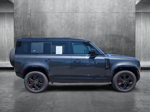 2022 Land Rover Defender 110 X