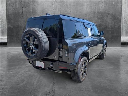 2022 Land Rover Defender 110 X