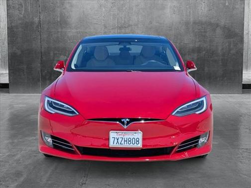2017 Tesla Model S 90D