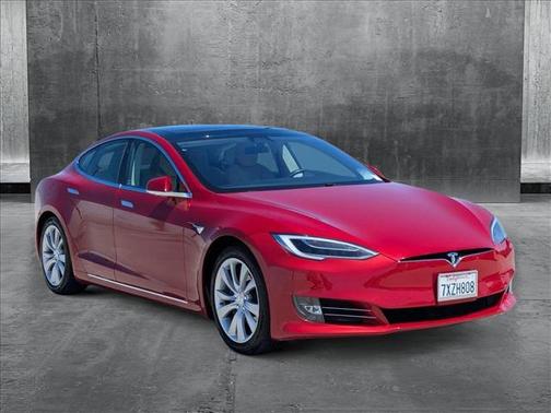 2017 Tesla Model S 90D