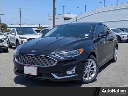 2019 Ford Fusion Energi Titanium