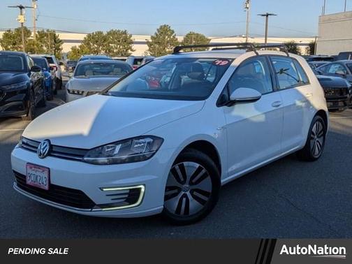 2019 Volkswagen e-Golf SE