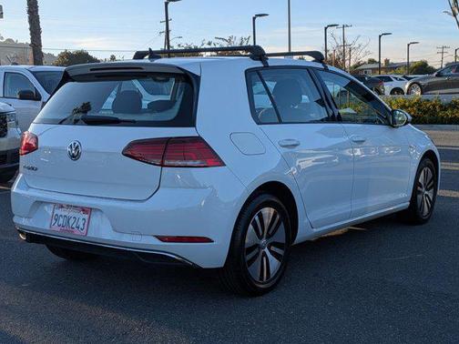 2019 Volkswagen e-Golf SE