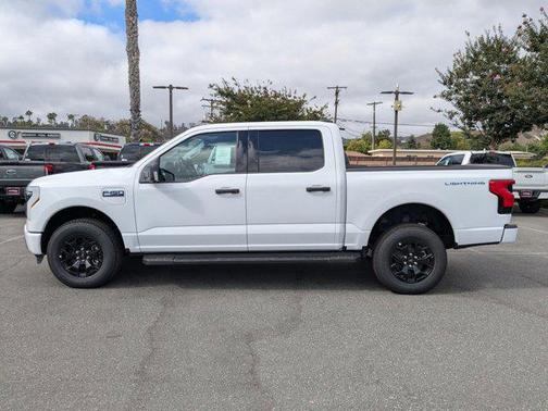 2025 Ford F-150 Lightning XLT