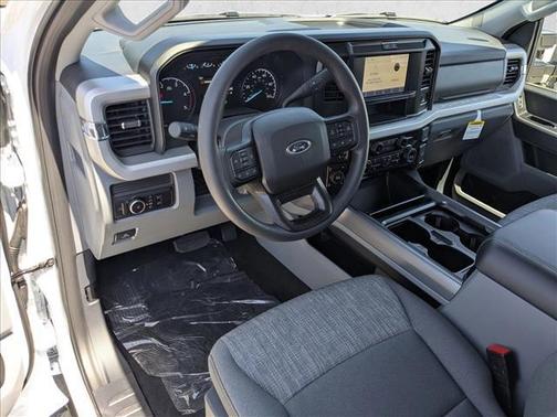 Oxford White 2026 Ford F-250 XLT
