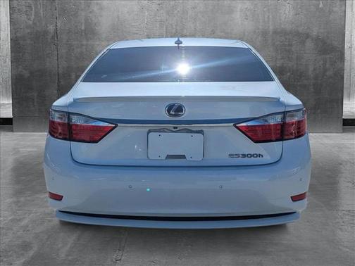 2014 Lexus ES 300h Base