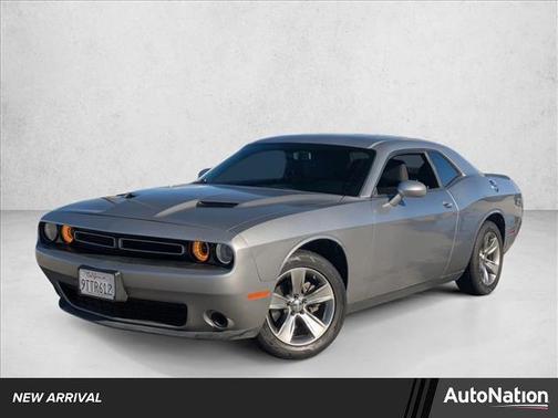 2017 Dodge Challenger SXT