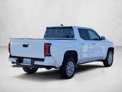 Ice Cap 2024 Toyota Tacoma SR5