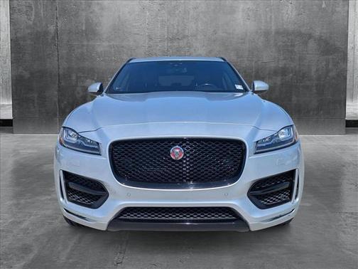 2017 Jaguar F-PACE 35t R-Sport
