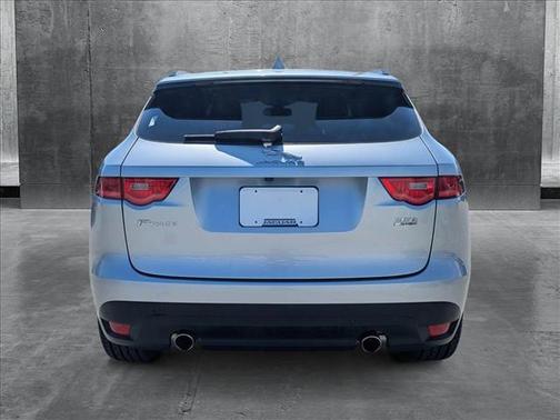 2017 Jaguar F-PACE 35t R-Sport
