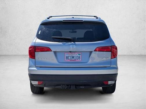 Lunar Silver Metallic 2018 Honda Pilot EX-L