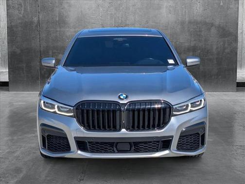 2020 BMW 740 740i