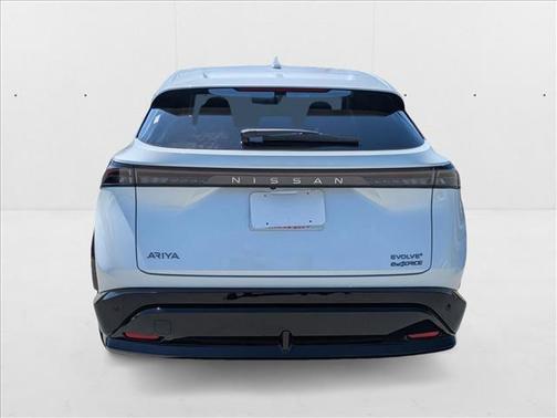 2025 Nissan ARIYA EVOLVE+