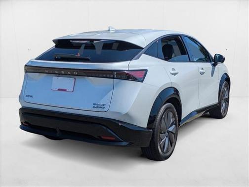 2025 Nissan ARIYA EVOLVE+