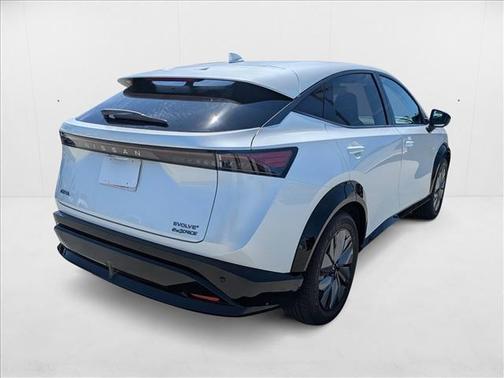 2025 Nissan ARIYA EVOLVE+