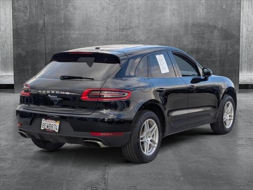 2018 Porsche Macan Base
