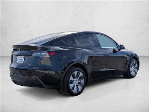 2024 Tesla Model Y Long Range Dual Motor All-Wheel Drive