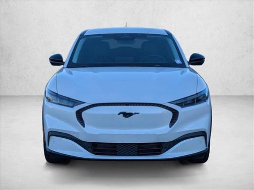 Star White Metallic Tri-Coat 2026 Ford Mustang Mach-E Select