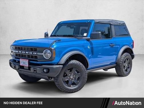 Velocity Blue Metallic 2024 Ford Bronco Black Diamond