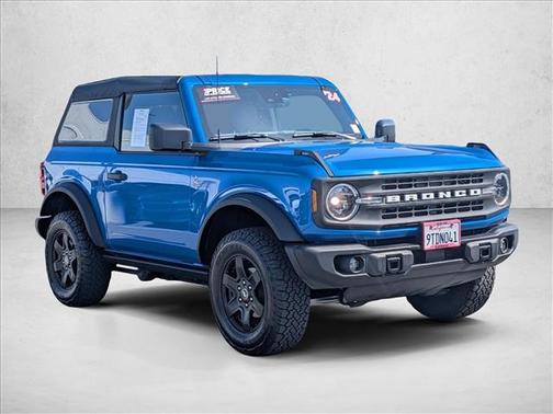Velocity Blue Metallic 2024 Ford Bronco Black Diamond