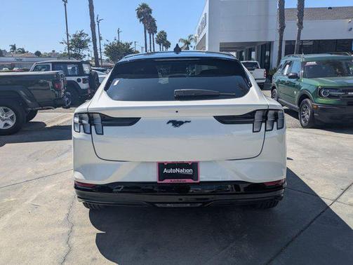 2021 Ford Mustang Mach-E California Route 1