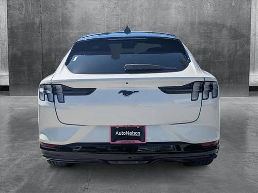 2021 Ford Mustang Mach-E California Route 1