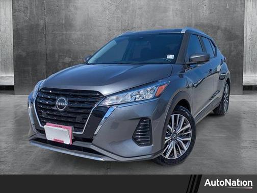 2022 Nissan Kicks SV