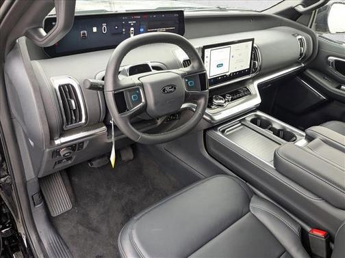 Agate Black Metallic 2026 Ford Expedition Max Platinum