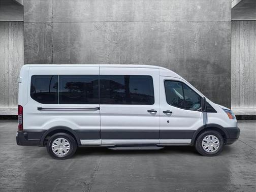 2017 Ford Transit-350 XLT
