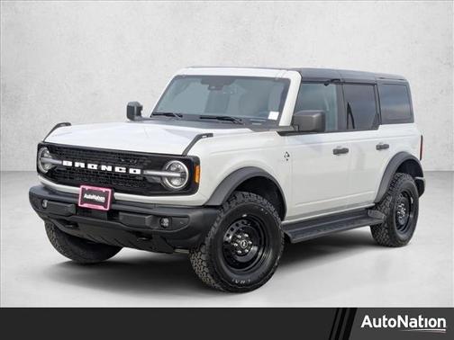 Avalanche Gray 2026 Ford Bronco Outer Banks
