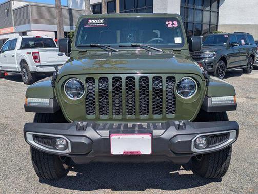 2023 Jeep Gladiator Sport S