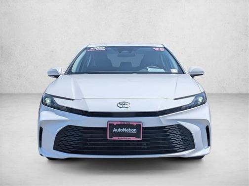 Ice Cap 2025 Toyota Camry LE