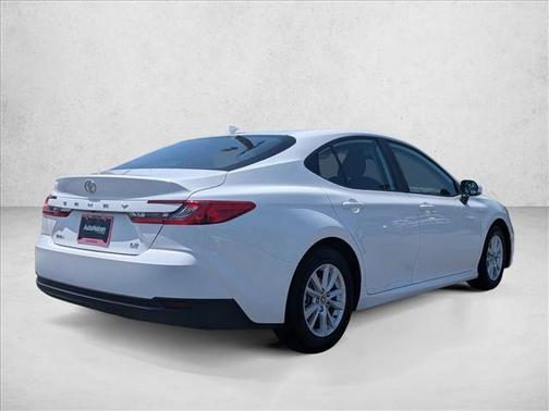 Ice Cap 2025 Toyota Camry LE