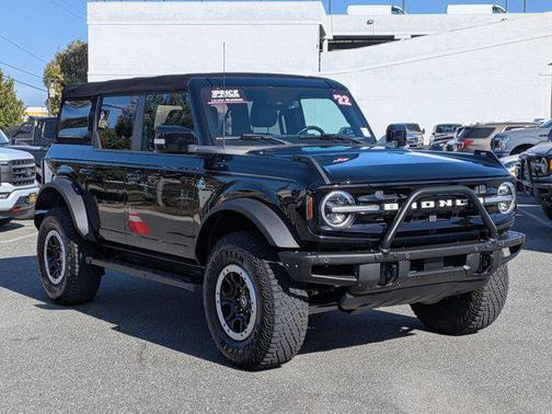 Shadow Black 2022 Ford Bronco Outer Banks